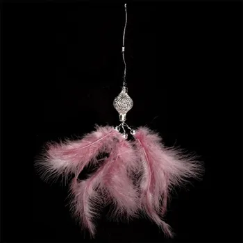 Dekorace z peří závěsná - barva růžová, balení 6 ks, cena za 1 ks Barva: Růžová