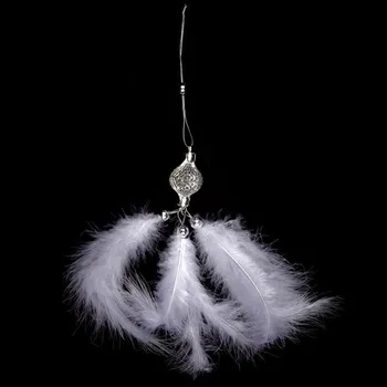 Bílé závěsné dekorace z peří 6 ks - elegantní interiérový doplněk Barva: bílá