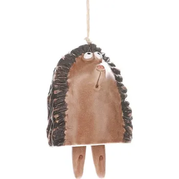 Zvonkohra keramická - tvar ježka, na provázku Barva: Hnědá