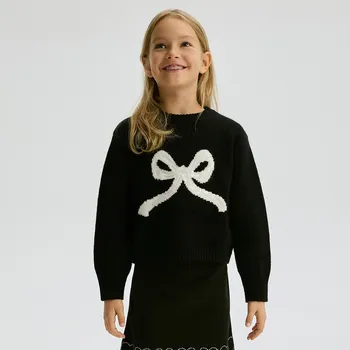 Dětská móda Reserved - Svetr s&nbsp;aplikací - černý - 834CF-99X - 834CF-99X-U12