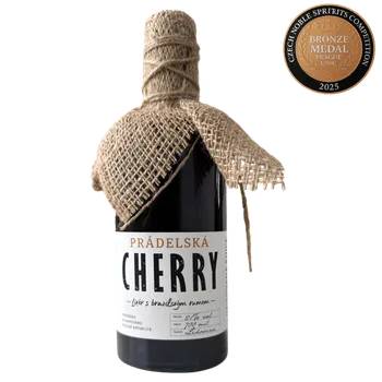 Likér PRÁDELSKÁ Cherry s brazilským rumem 21% 0,7