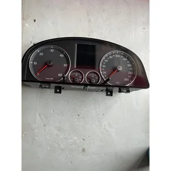 Budíky VW Touran 1T0920870G