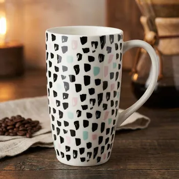 Porcelánový hrnek na kávu a čaj Tadar Eli Dash 600 ml