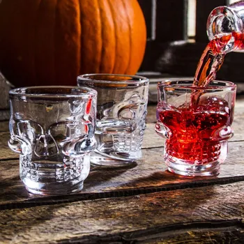 Sklenice Sklenice na vodku skleněná lebka 50 ml 3 ks.