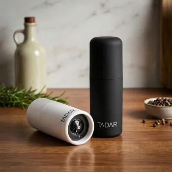 Mlýnek na koření Ruční mlýnky na sůl a pepř TADAR SLONG 15 cm 2 ks