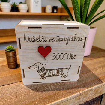 Dekorace z Řečice Dřevěná pokladnička škrtací jezevčík