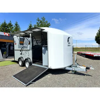 Přívěs pro přepravu koně a skotu Přívěs pro čtyři koně CHEVAL LIBERTE MAXI 4®, BÍLÝ