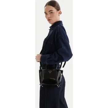 Kabelka Kabelka Guess Arnela Mini HWNY94 96750 Černá OS