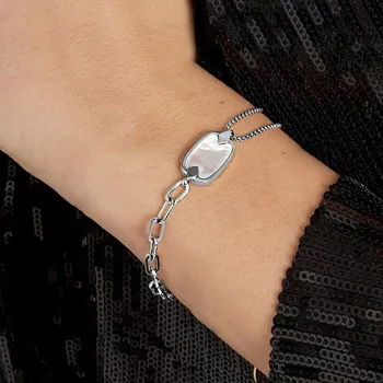 Náramek Elegantní náramek Premium z chirurgické oceli s perleťovým detailem, model č. 1539