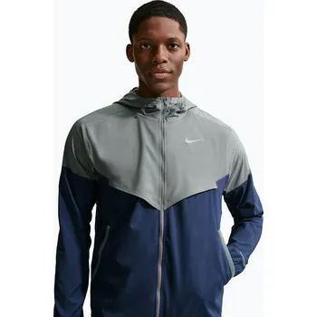 Pánská větrovka Pánská běžecká bunda Nike Impossibly Light Windrunner smoke grey/smoke grey/midnight navy