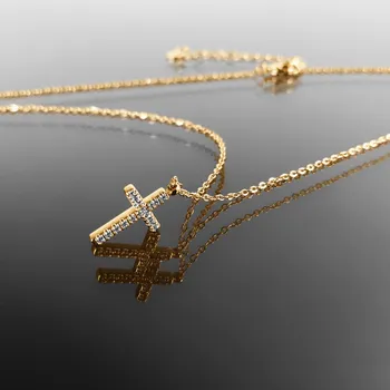 Náhrdelník Jemný pozlacený ocelový náhrdelník s křížkem zdobeným krystaly č 1863