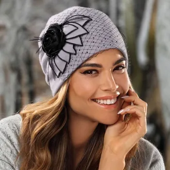 Čepice KRUMLOVANKA Dámská zimní čepice s květem a síťkou W-0624/640 šedá