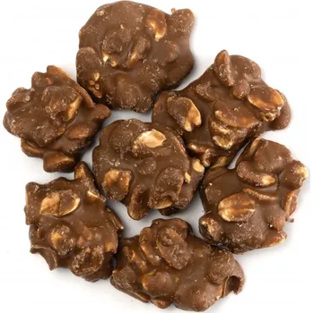 Čokoláda Arašídové hrudky v mléčné čokoládě Množství: 500 g