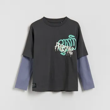 Chlapecká mikina Reserved - Tričko s potiskem a&nbsp;dlouhými rukávy - tmavě šedá - 696IG-90X - 696IG-90X-140