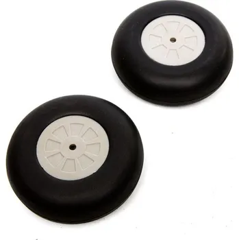 RC model Hangar 9 kolo (2): P-51D 20cc