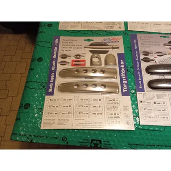 Auto-moto nerezové kryty klik děrované Škoda Fabia I, Fabia II, Octavia I, Octavia II,Superb I sada 4 ks + 4 koncovky (2 otvory pro zámek) Milotec 2730102