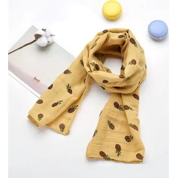 Šála Dětská zimní šála s ananasy J3136 žlutá