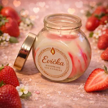 Svíčka Evička Candles Mramorovaná jahodová sojová svíčka ve skle 160 g – ručně vyráběná Barva: Červená
