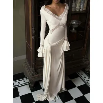 Dámské šaty FIT FASHION Dlouhé krajkové večerní šaty s výstřihem do V Velikost: S, Barva (Varianta): Aprikotová