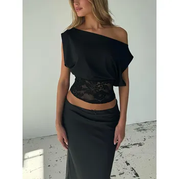 Best Fashion Asymetrický krajkový top s průsvitnými detaily Velikost: M, Barva (Varianta): Černá