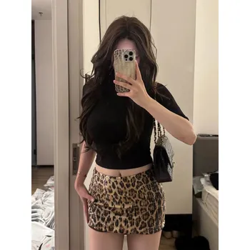 Dámská sukně Best Fashion Flitrová dámská mini sukně s vysokým pasem Velikost: M, Barva (Varianta): Leopardí