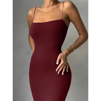 Dámské šaty Best Fashion Dlouhé přiléhavé společenské šaty bez rukávů Velikost: S, Barva (Varianta): Bordová