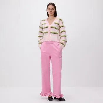 Dámské kalhoty Reserved - Kalhoty s ozdobným volánem - pastelově růžová - 252IW-03X - 252IW-03X-S