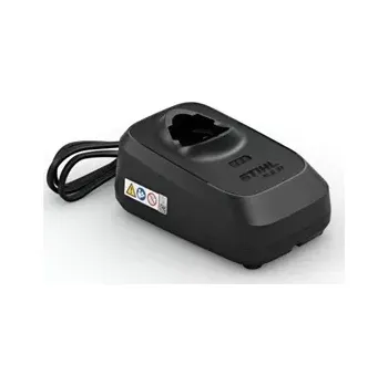 ALS 31 nabíječka STIHL (EA174302500) (S lehkou a kompaktní nabíječkou STIHL ALS 31 můžete rychle a šetrně nabíjet akumulátory ze systému STIHL AS. Nabíječka váží pouhých 0,41 kg a pracuje s napětím 100–240 V.)