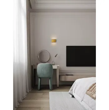 Nástěnné svítidlo Minimalistické nastěnné svítidlo Oti Zlatá