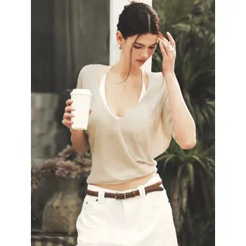 Dámské tričko Best Fashion Dámské přiléhavé tričko s výstřihem do V pro volný čas Velikost: L, Barva (Varianta): Aprikotová