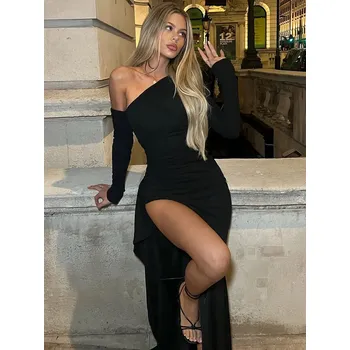 Dámské šaty Best Fashion Dámské dlouhé přiléhavé šaty s rozparkem a řasením Velikost: M, Barva (Varianta): Černá