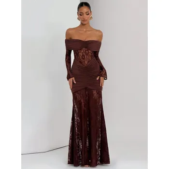 Dámské šaty Best Fashion Dlouhé krajkové šaty s odhalenými zády Velikost: M, Barva (Varianta): Červená