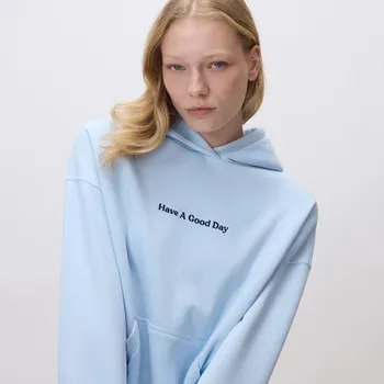 Dámská mikina Reserved - Mikina s nápisem - bleděmodrá - 774HS-05X - 774HS-05X-X_S