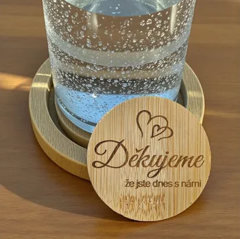 Otvírák Svatební bambusový otvírák s gravírováním na přání Varianta: s gravírováním dle fotografií