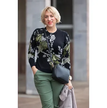 Dámský svetr JULIALILIA Elegantní svetr TÁŇA [2124] Barva: Zelené květy, Velikost: UNI: M-XL