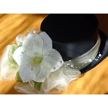 Svatební dekorace Cylindr na svatební auto - krémová lilie