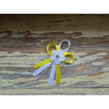 Svatební dekorace Atlasový vývazek - žlutá / bílá s kytičkou