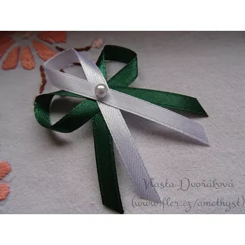 Svatební dekorace Vývazek s perličkou - tmavě zelená 3120 / bílá