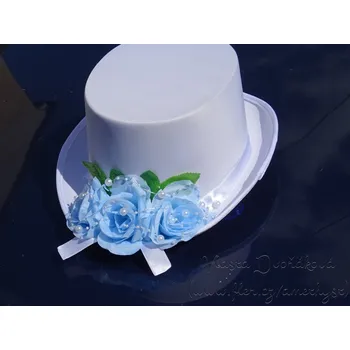 Svatební dekorace Cylindr bílý - sv. modré růže