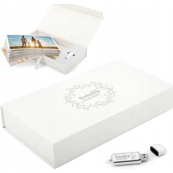 USB flash disk USB flash disk Derentis Kožený USB flash disk s krabičkou na fotografie a gravírováním 32 GB USB 3.0 bílý