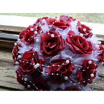 Kytice na auto - bordó růže / bílá