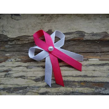 Svatební dekorace Vývazek taft. s perličkou - bílá / malinová 633