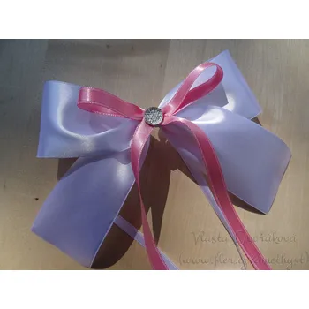 Svatební dekorace Atlasová mašle na auto bílá s růžovou 324