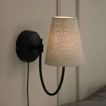 Lampička Markslöjd nástěnné světlo Amar, béžová/černá, zástrčka, E14 - Stínidlo na lampu - výška 17 cm, Ø 15 cm; Ø držák na strop 12,5 cm; připojovací kabel 200 cm béžová, černá 1 x 40 W - Doprava zdarma