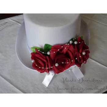 Svatební dekorace Cylindr bílý - bordó růže