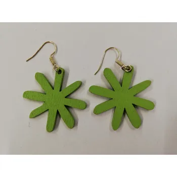 Náušnice Dřevěné náušnice - hvězda - zelené