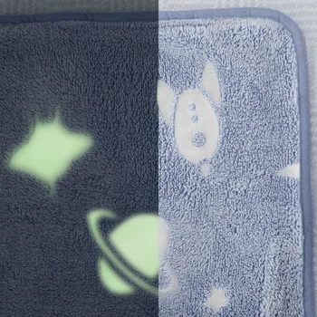 Bytový textil TEMPO-KONDELA GLOVIS TYP 4, svítící koberec, modrá/vzor, 80x150 cm