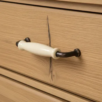 Nábytkové kování Paradox Úchytka RAENA / Porcelán - hnědá patina 96 mm