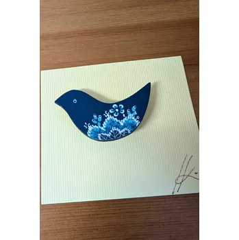 Brož Dřevěná brož Folklorní ptáčci Provedení: Folklorní 1