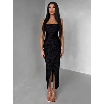 Dámské šaty Černé společenské dlouhé šaty KIRETTA s rozparkem Velikost: ONESIZE